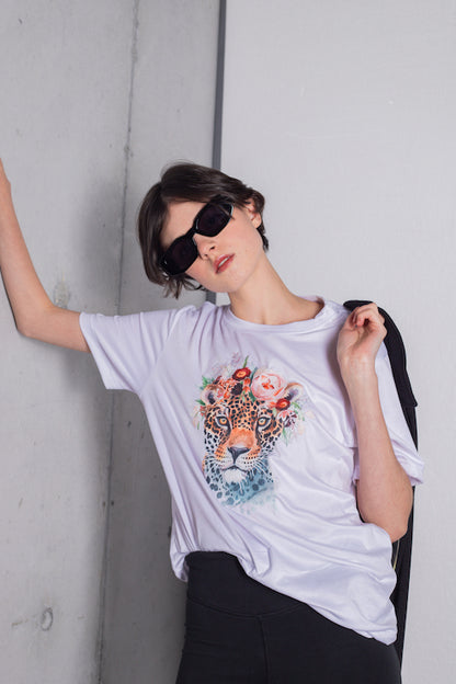 Encuentra la esencia de la moda en Free Spirit con nuestra blusa de moda. Calidad, comodidad y estilo únicos. Blusa de Moda Wild Flowers